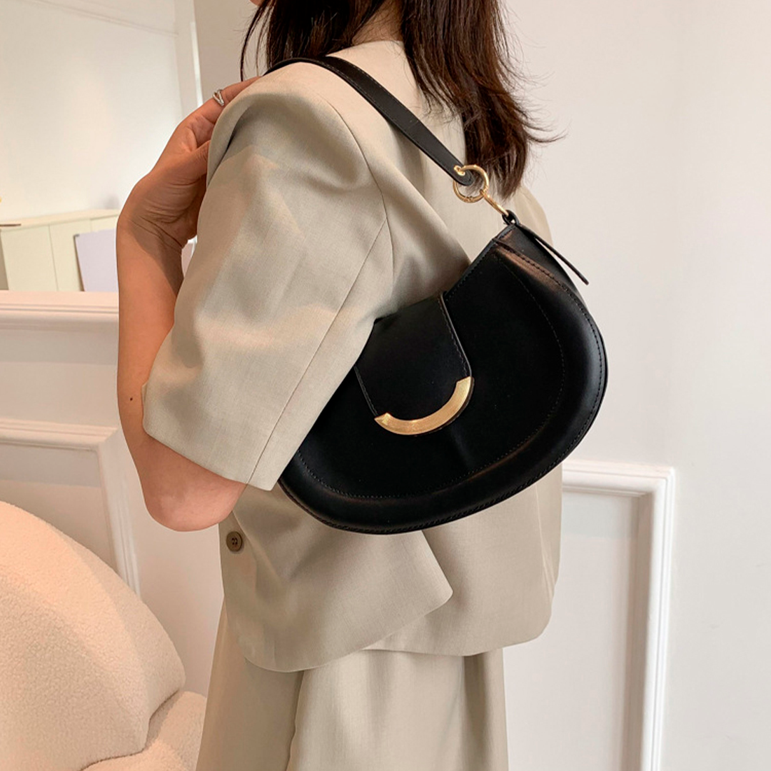 Nami Crescent - Black