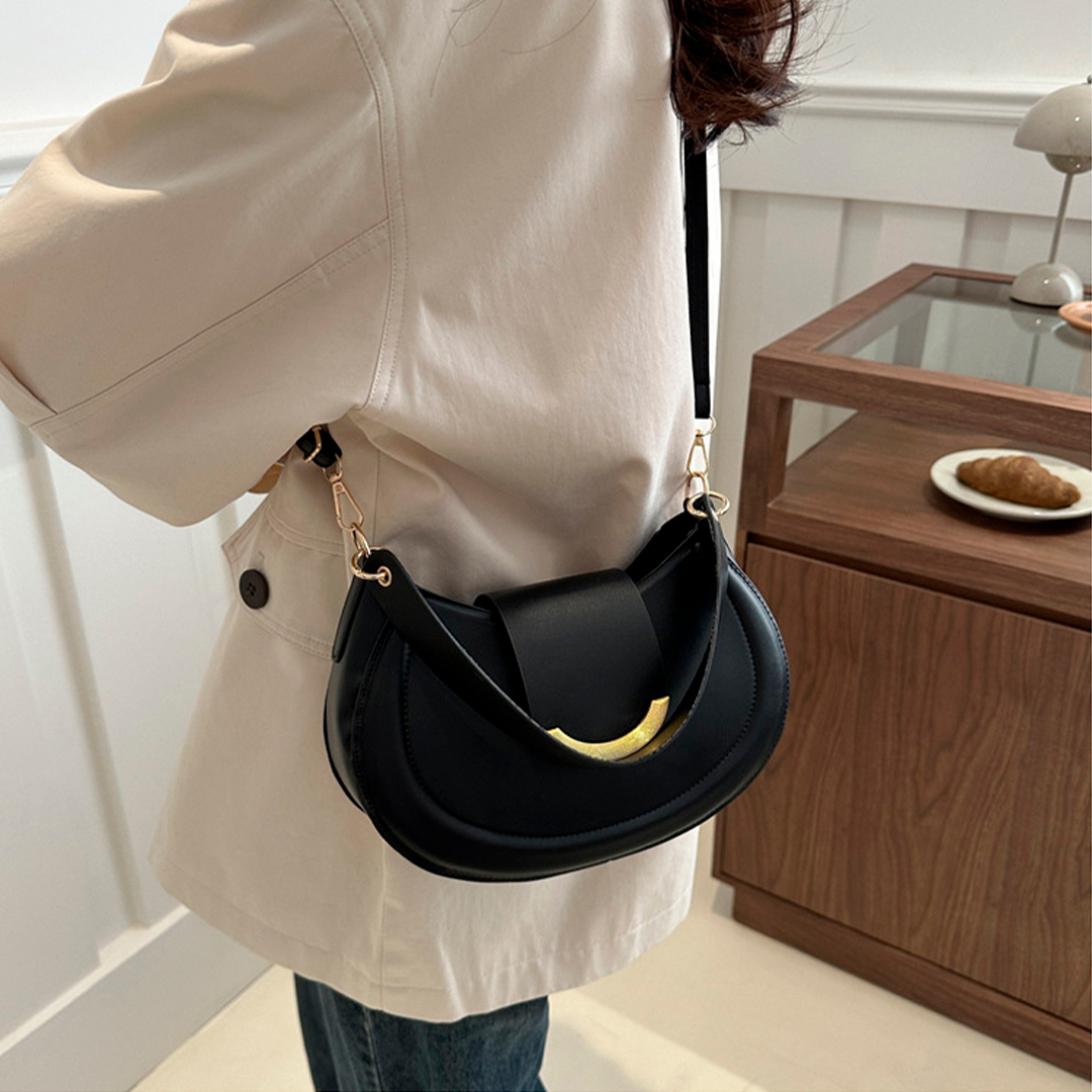 Nami Crescent - Black